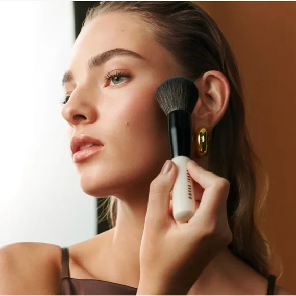 Bobbi Brown Powder Blush in Nectar Brand New in Box - Picture 6 of 14